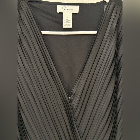 Black Pleated Wrap Top - Picture 2 of 4